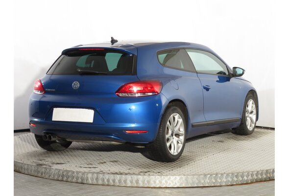 Volkswagen Scirocco  2.0 TSI 2010