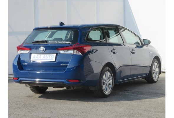 Toyota Auris Combi Hybrid 2017