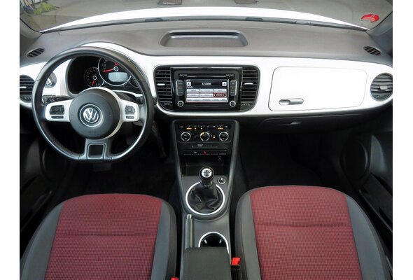 Volkswagen Beetle  1.2 TSI 2012