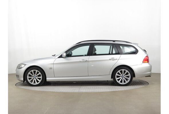 BMW 320 d xDrive Combi 2009