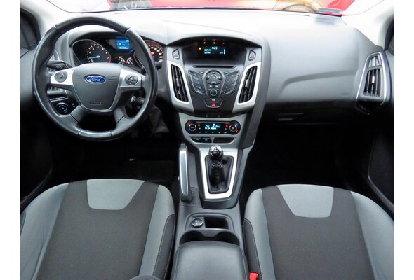 Ford Focus  1.6 i 2012