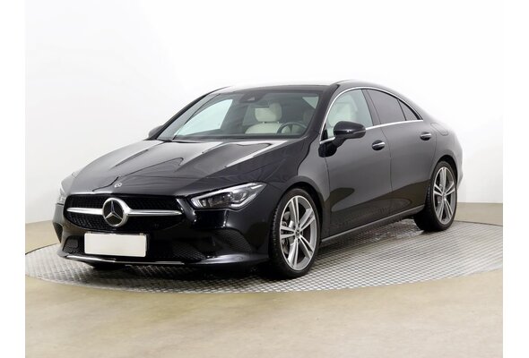 Mercedes-Benz CLA  200 2020