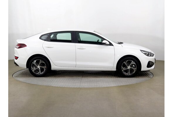 Hyundai i30 Fastback  1.0 T-GDI 2021