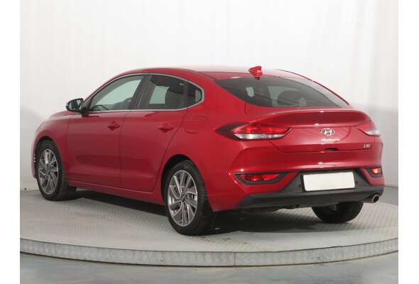 Hyundai i30 Fastback  1.6 CRDi 2019